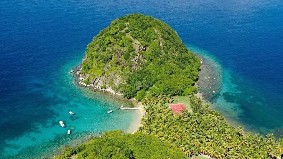 Villa Cana Et Son Spa A Terre De Haut Экстерьер фото